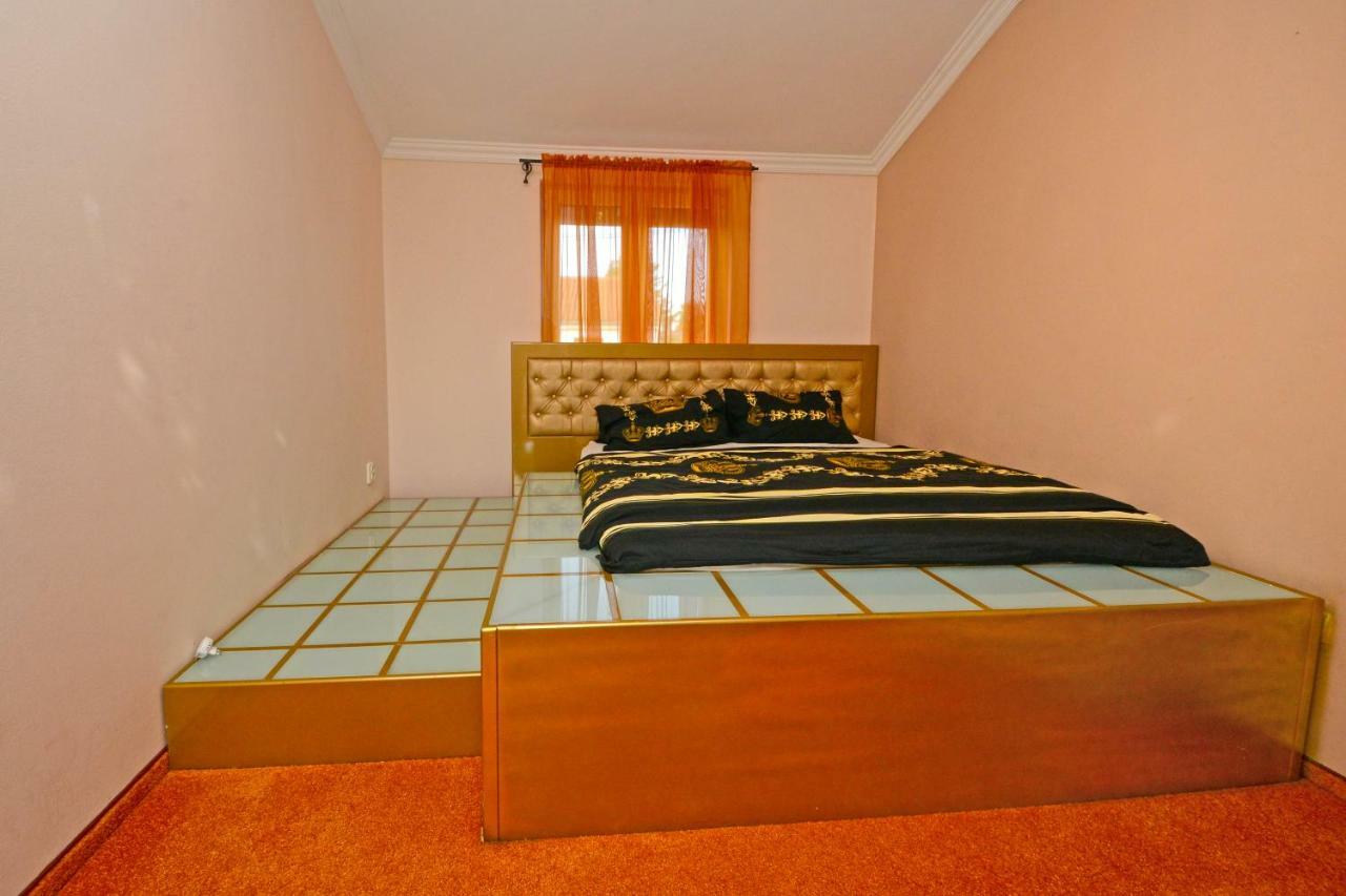 Villa Zare Пореч Екстериор снимка